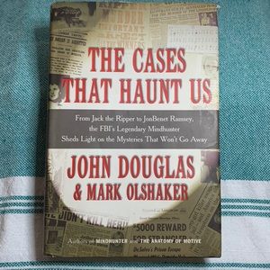 The Cases That Haunt Us-Hardback